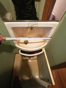 ホワイト系織物調のクロスでより空間を広く感じるトイレ 世田谷区S様邸 ホワイト系織物調のクロスでより空間を広く感じるトイレ 世田谷区S様邸